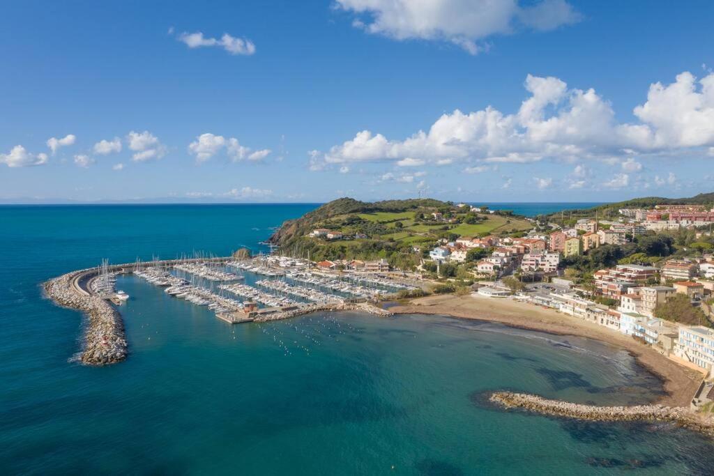 Appartamento Sirena A 2 Passi Dal Mare Piombino Exterior photo