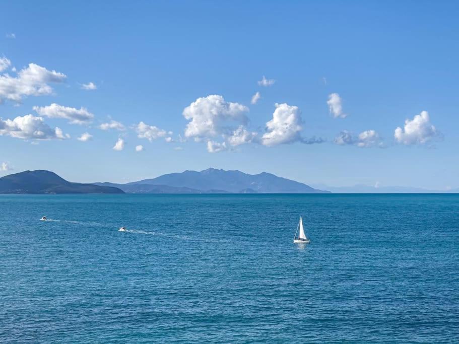 Appartamento Sirena A 2 Passi Dal Mare Piombino Exterior photo